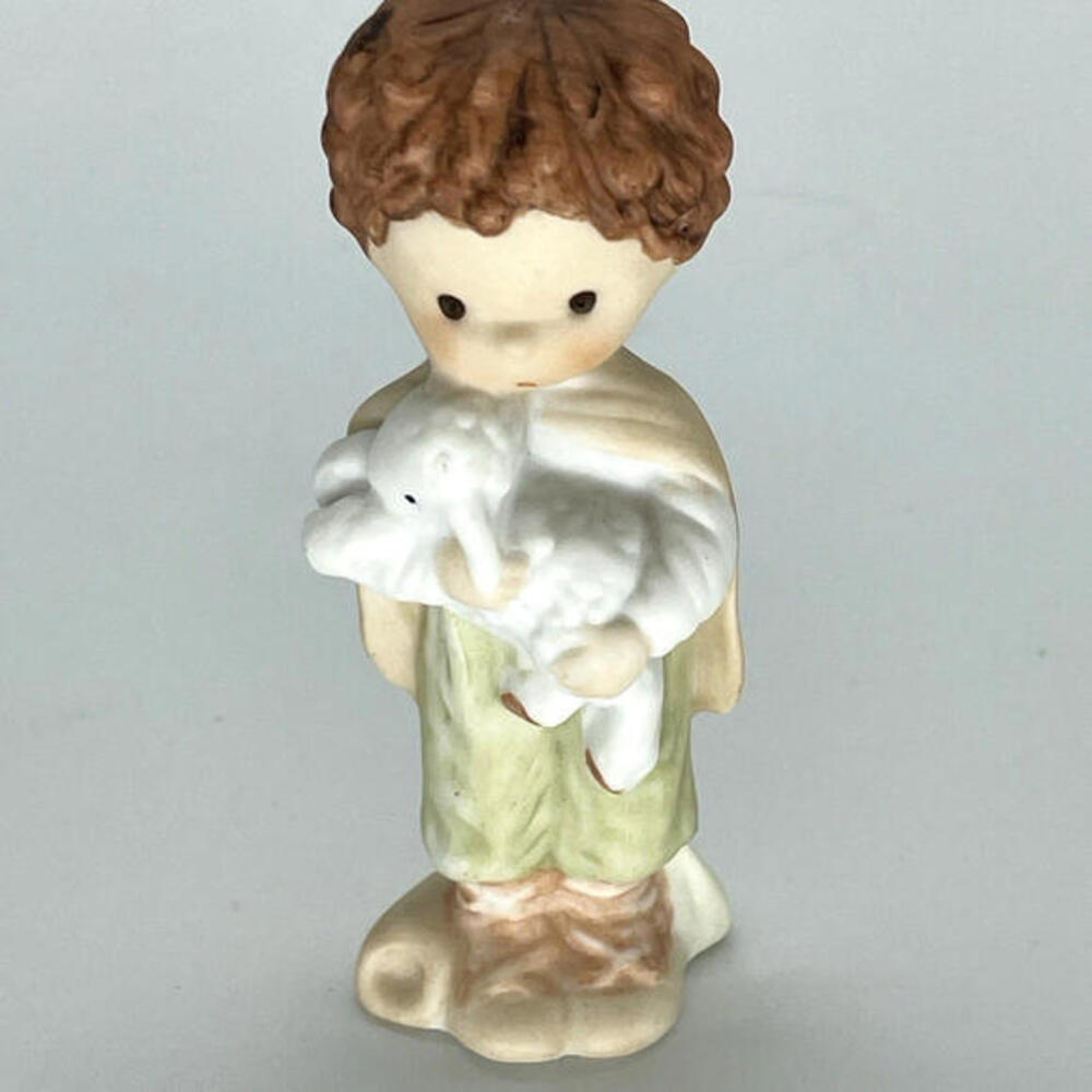 Vintage 1981 Hallmark Mary Hamilton Gentle Shepherd Nativity‎ Figurine
